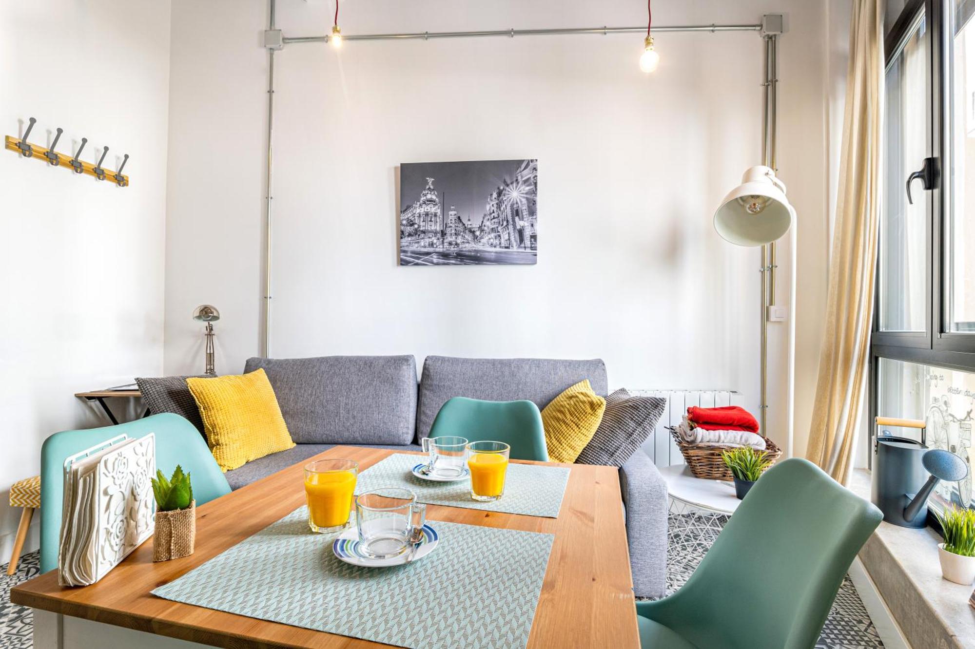 Vintage Apartment Near Puerta Del Sol مدريد المظهر الخارجي الصورة