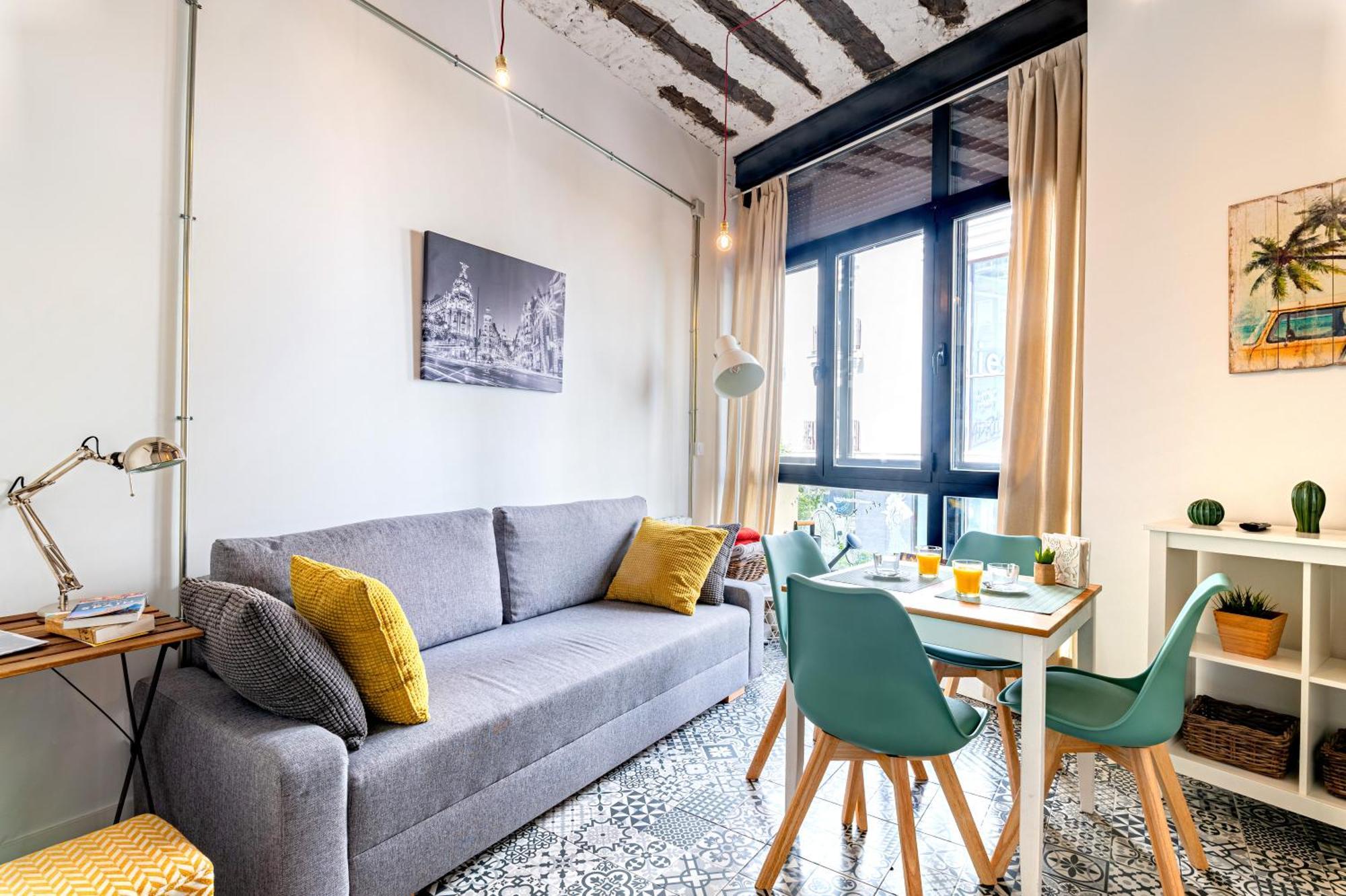 Vintage Apartment Near Puerta Del Sol مدريد المظهر الخارجي الصورة