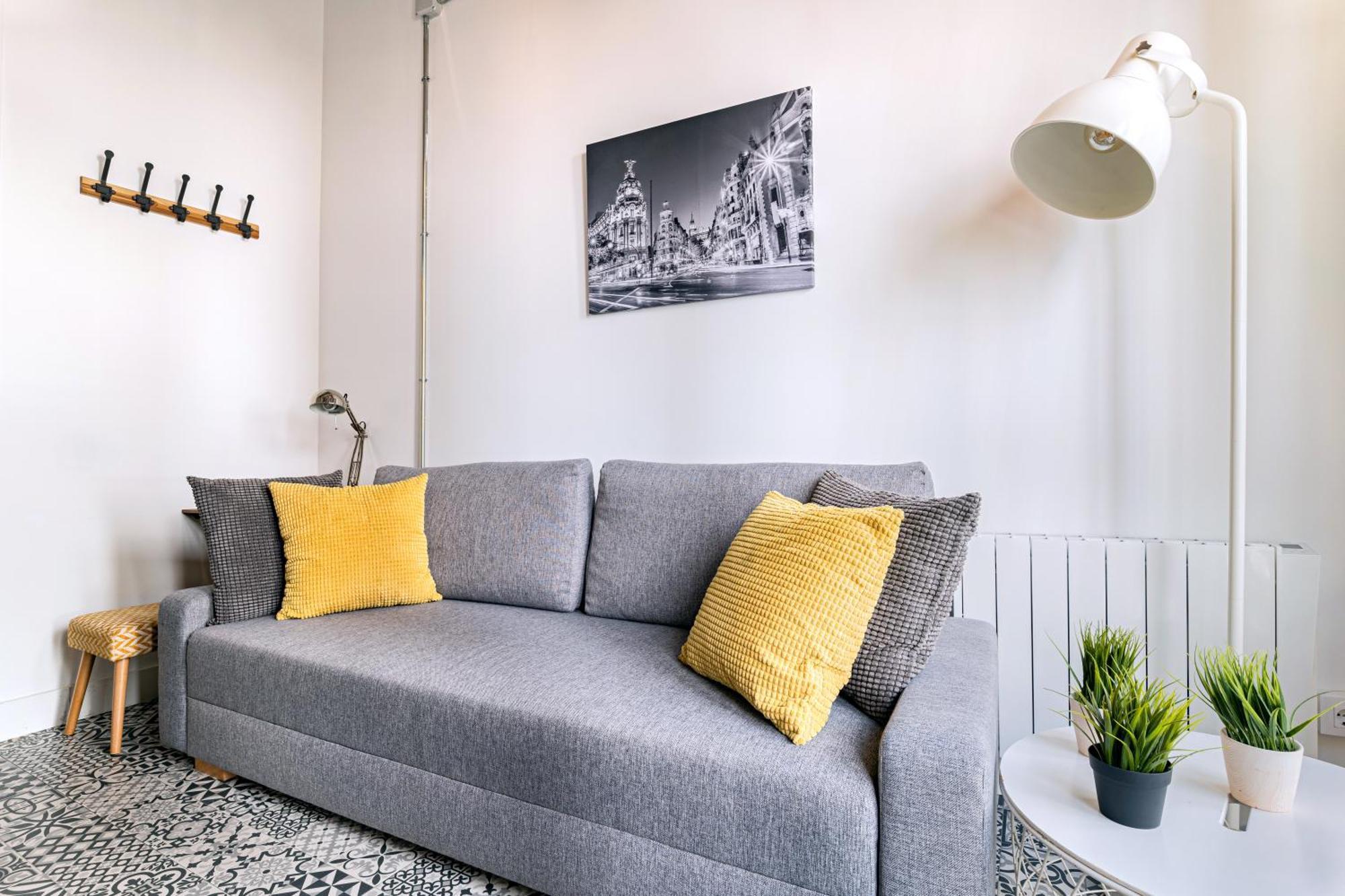 Vintage Apartment Near Puerta Del Sol مدريد المظهر الخارجي الصورة