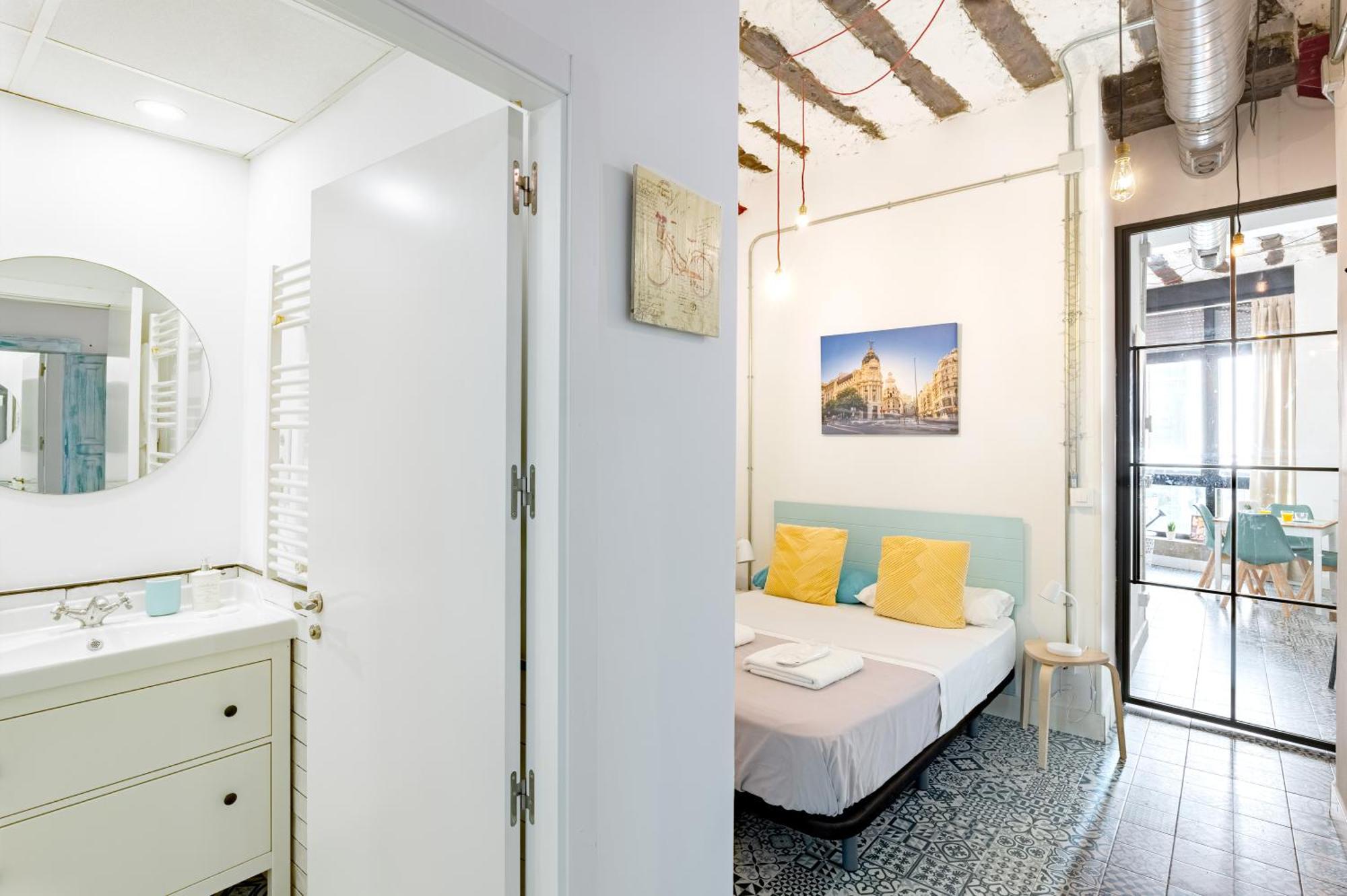 Vintage Apartment Near Puerta Del Sol مدريد المظهر الخارجي الصورة